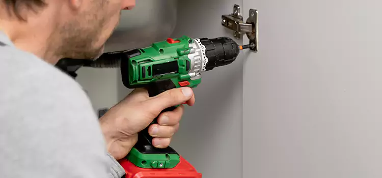 Commercial Door Hinge Repair Clemmons