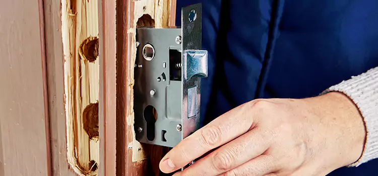Garage Door Lock Replacement Clemmons